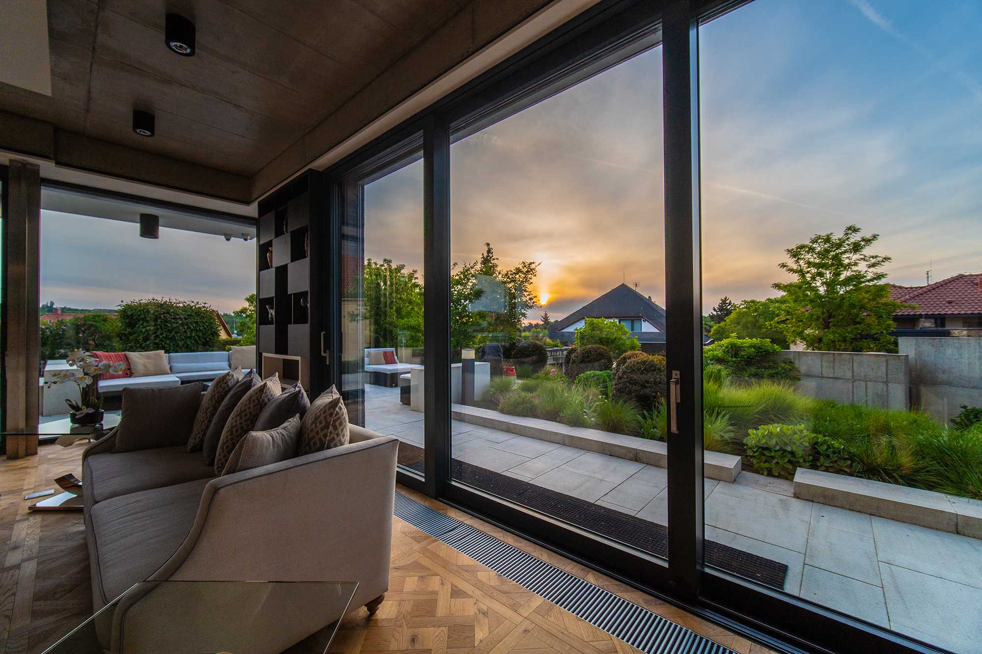 Villa photo 2